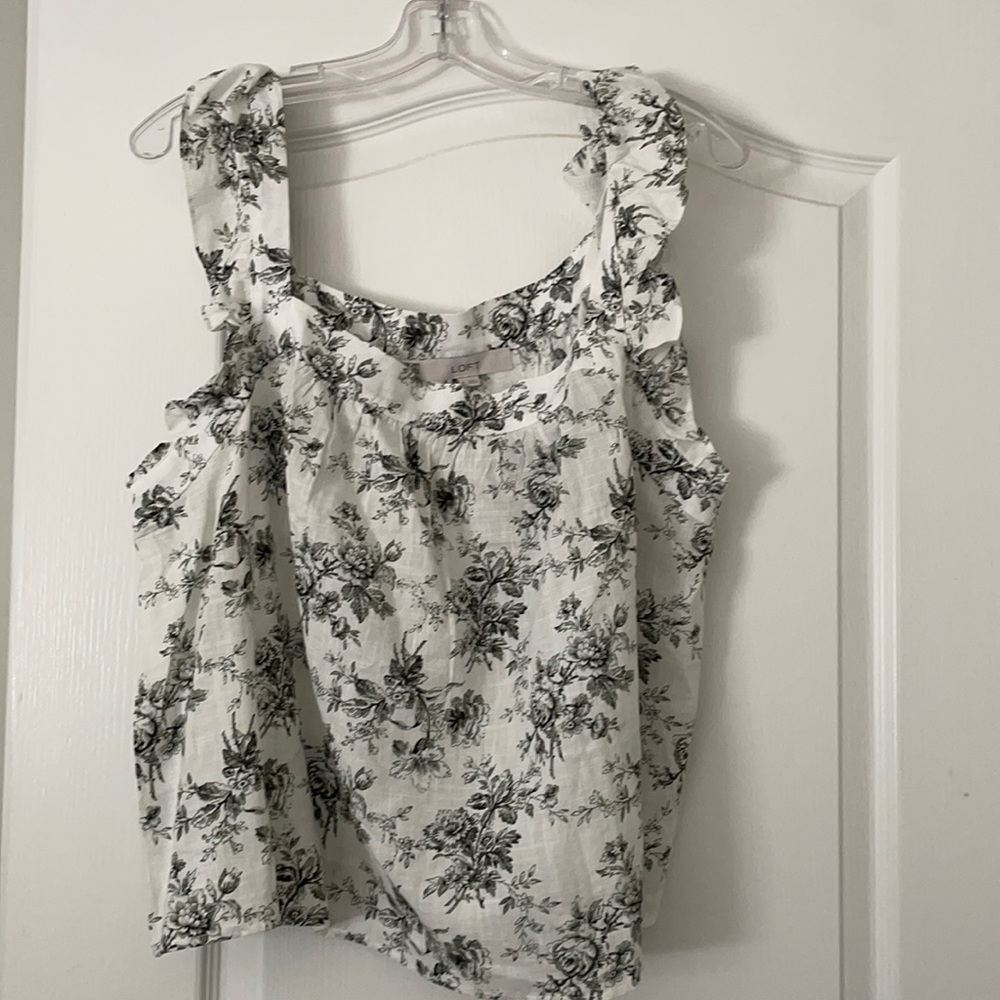 NWT. Loft shirt